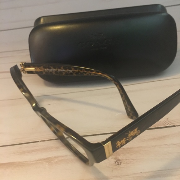 COPY - Coach eyeglass frame with case - Picture 2 of 5